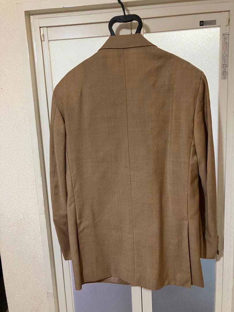 最終値下げ・美品・サルトリア アットリーニ 高級紳士服サンドベージュ柄イタリア製