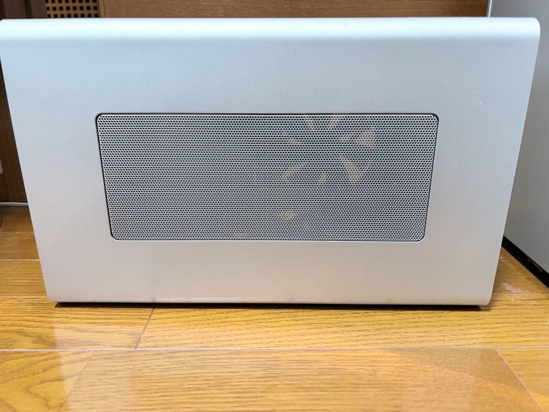 Razer Core X Mercury White 外付けGPUボックス