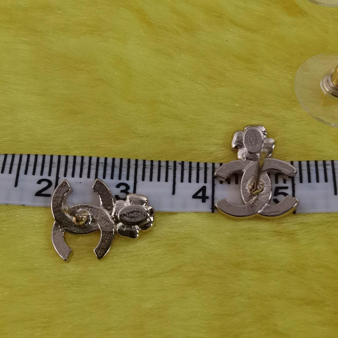 シャネル CHANEL CCロゴ クローバー ピアス