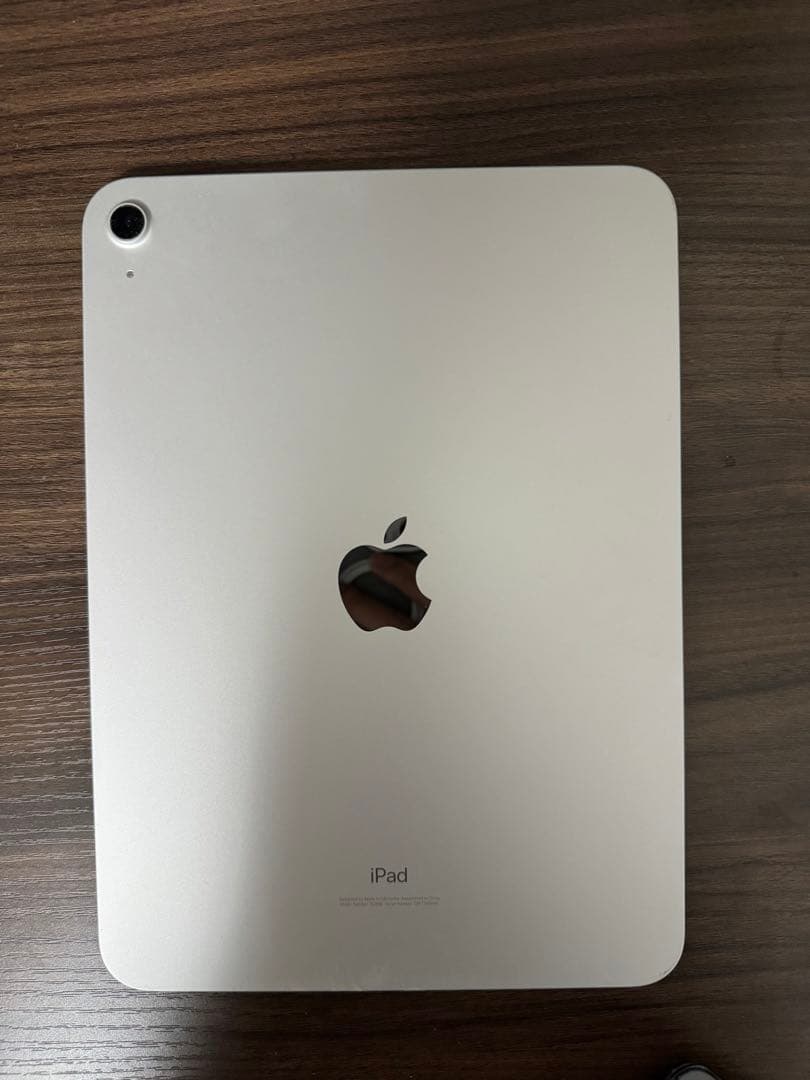 Apple iPad 10.9インチ シルバー　第10世代
