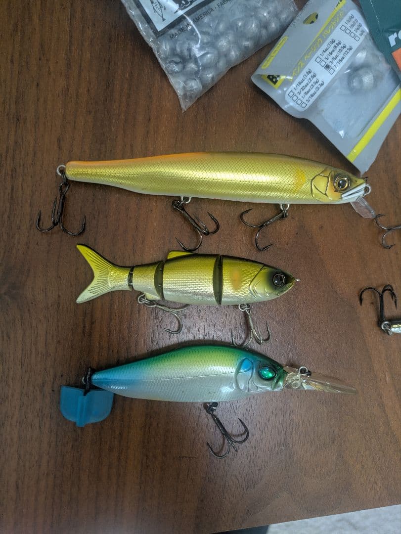 【激安】バス釣り引退セット 2　まとめ売り ルアー/ワーム/針/テグス 等々