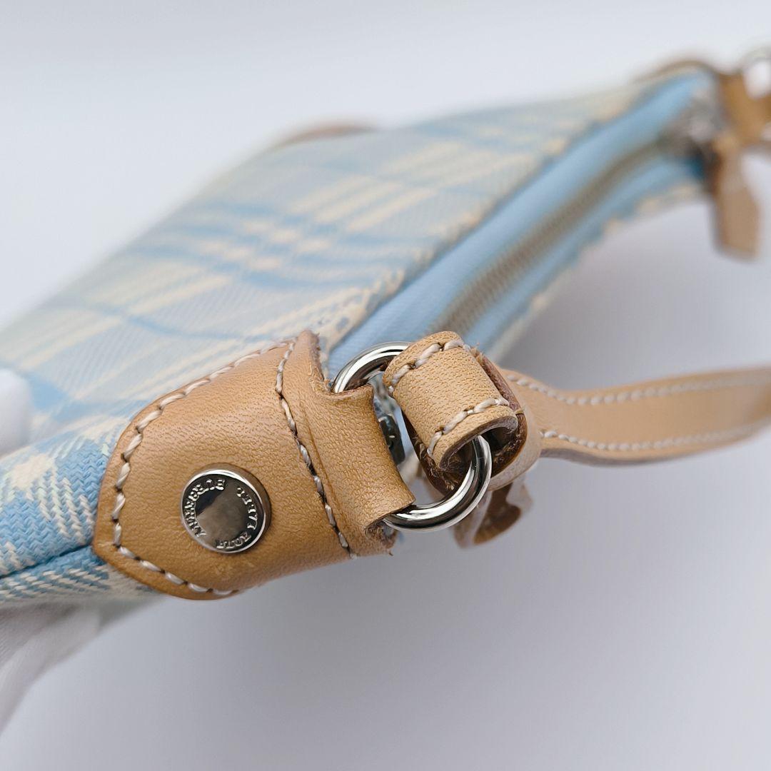 【美品】バーバリーブルーレーベル ワンショルダーバッグ ポーチ 斜め掛け 肩掛け