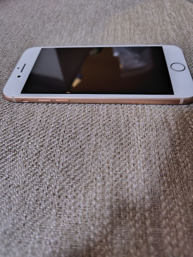 Apple iPhone 8 SIMロックなし(SIMフリー)