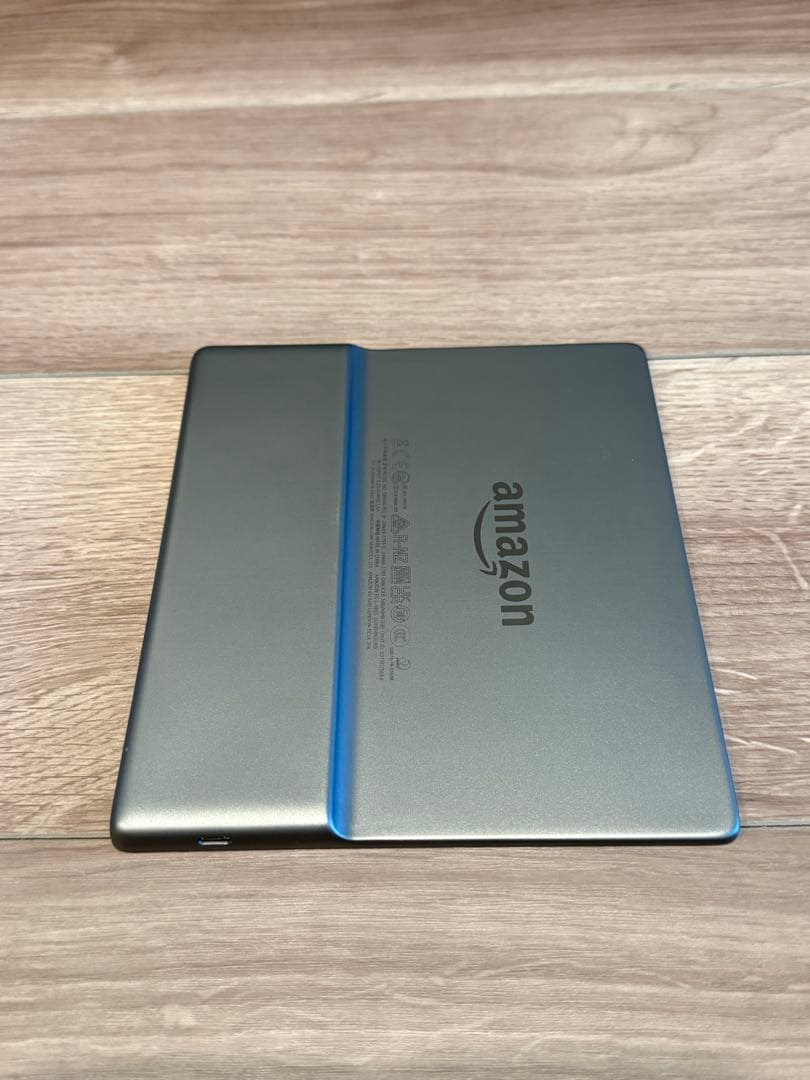 Amazon Kindle Oasis (第10世代) 本体+無印のケース付き！