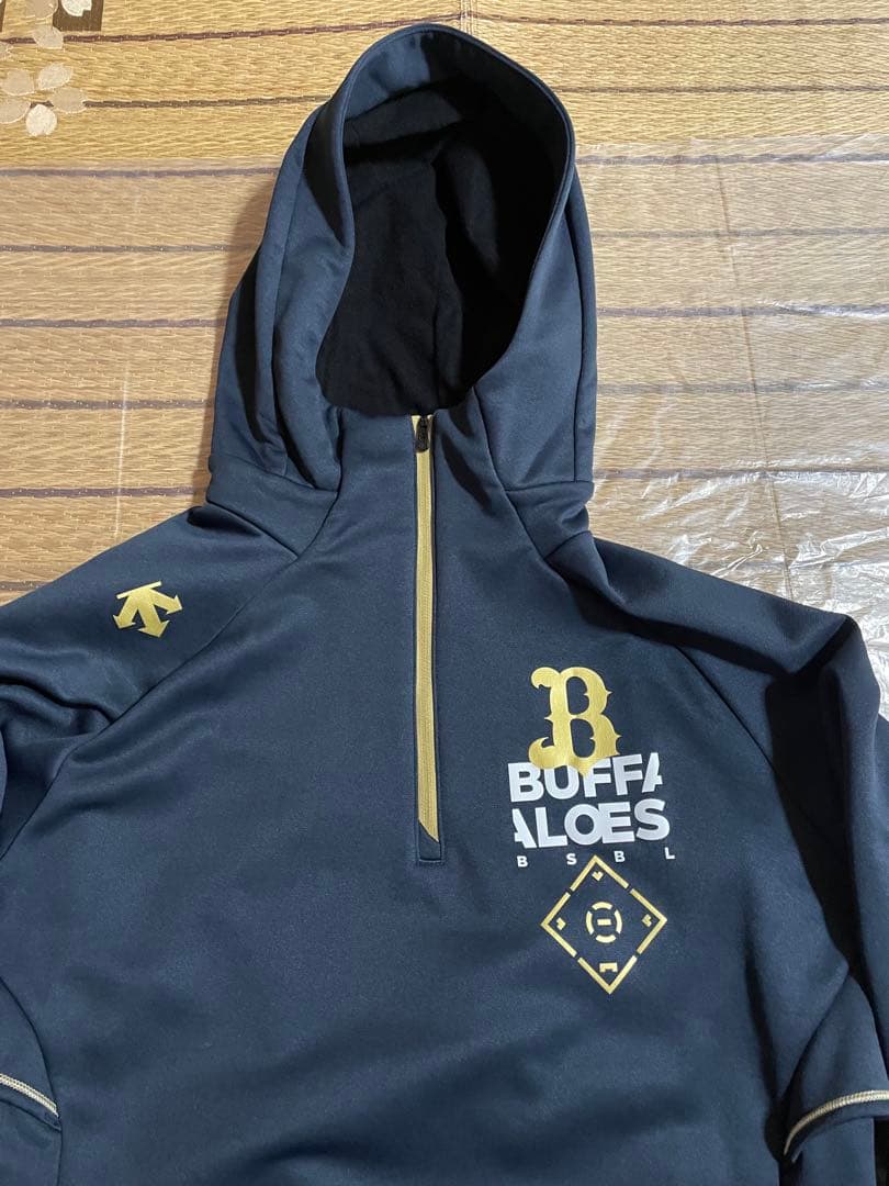 8*2様 オリックス　バファローズ　オーセンティックプルオーバーフーディ　XOサ