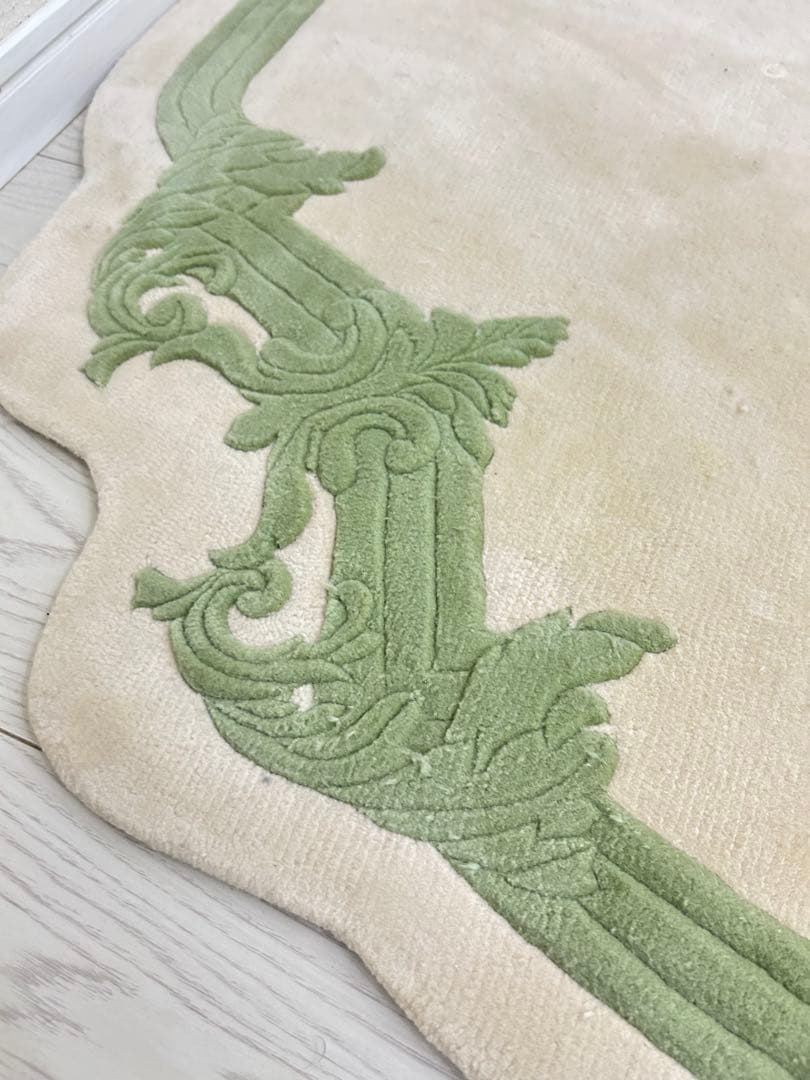 【プロフ必読】Cassina オーダーカーペット