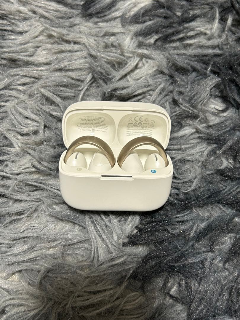 Soundcore AeroClip ワイヤレスイヤホン