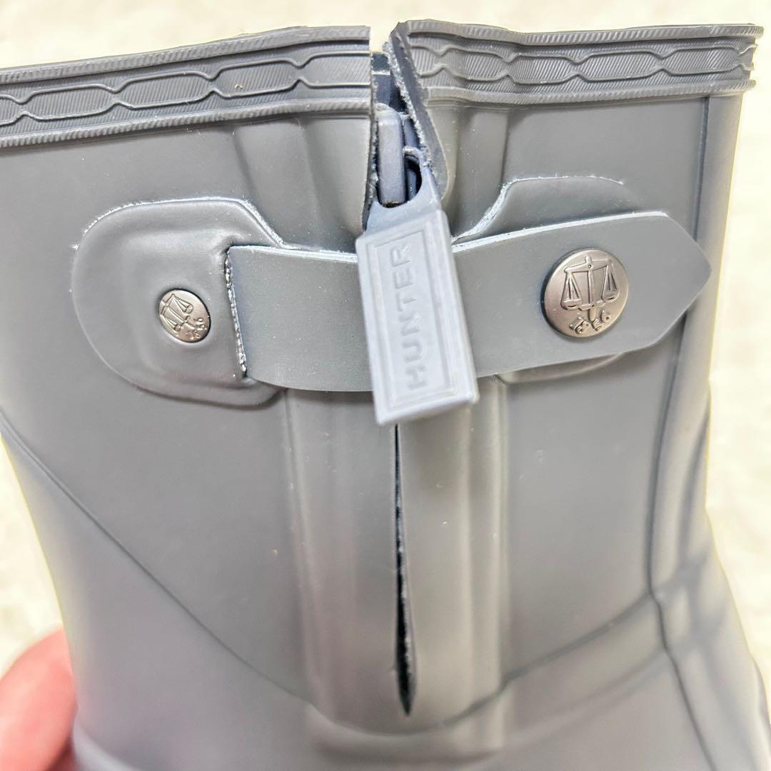 【HUNTER】レインシューズ【24cm】ダークグレー　ミドル丈　US7