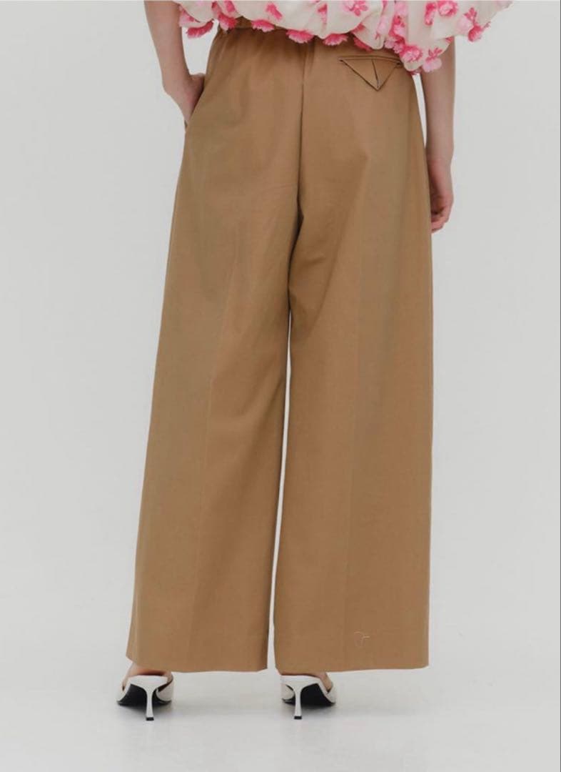 [クリーニング済] yori コットンダブルタックパンツ