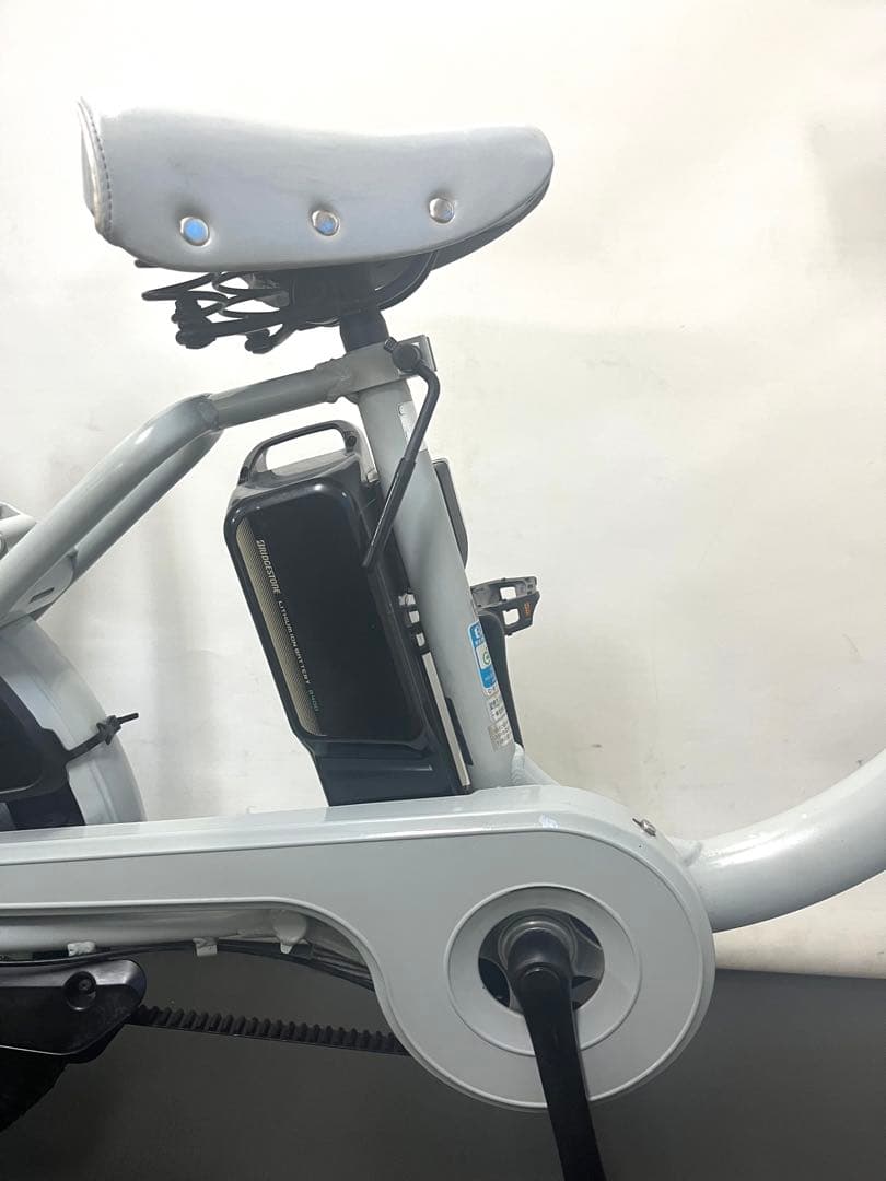 1年保証 新型　ブリヂストン　ビッケモブ　24インチ　大容量　電動アシスト自転車