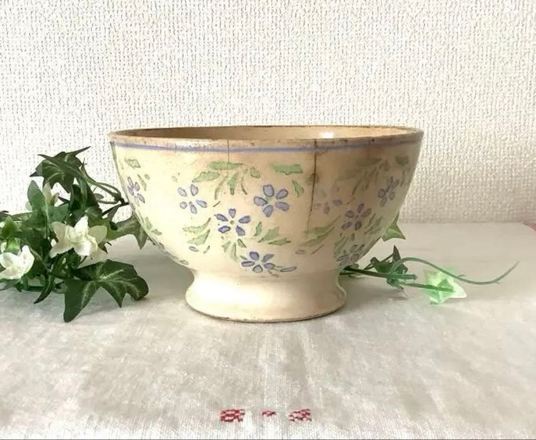 フランスアンティーク　クレイユモントロー　青い小花　カフェオレボウル