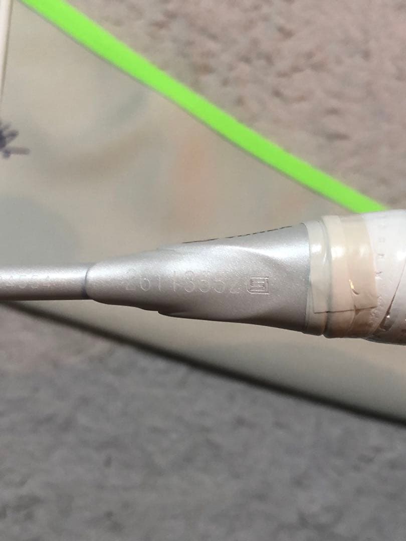 YONEX アストロクス100ZZVA 4UG5新品未使用 4u5