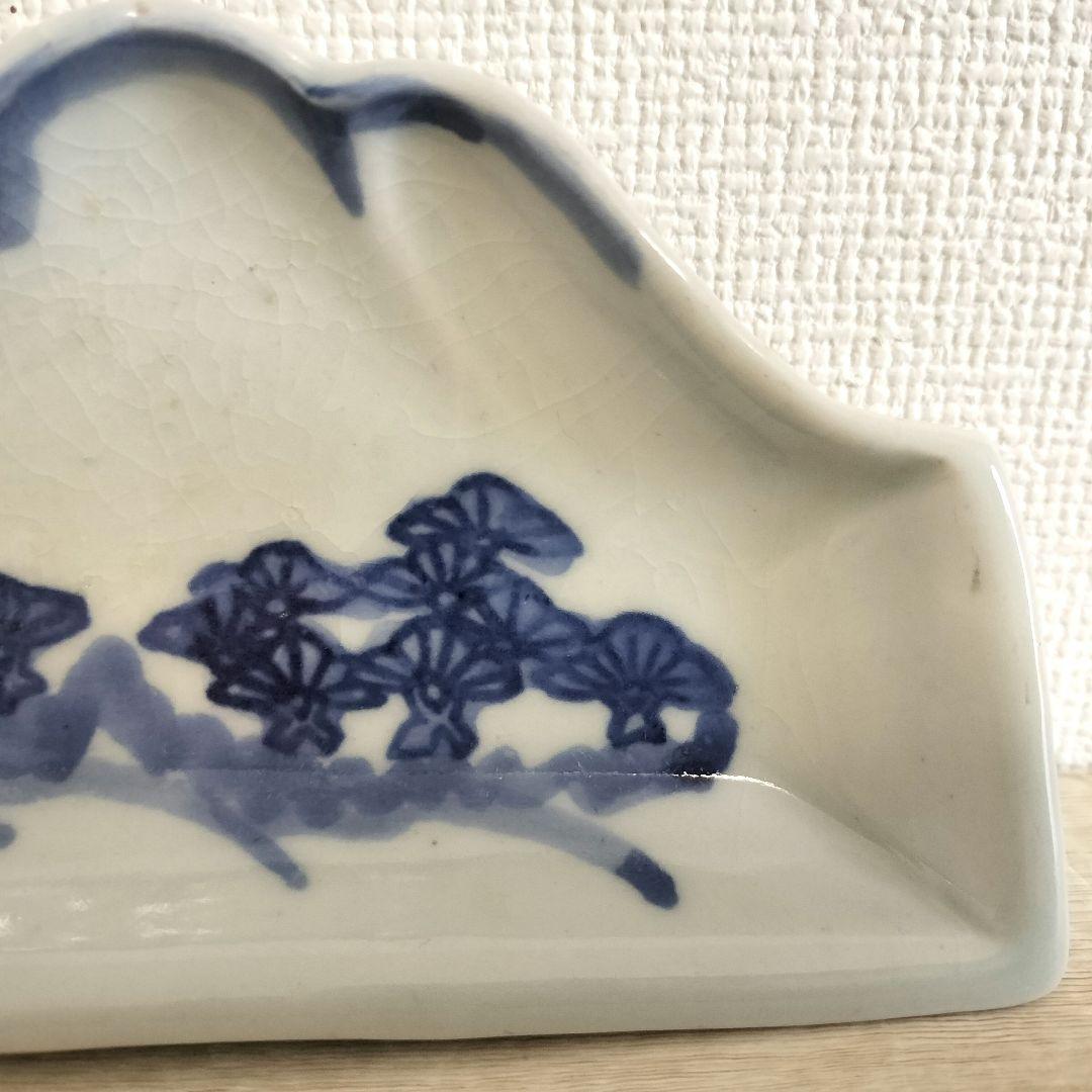 お値下げしました、古伊万里　染付　富士山型　コンニャク印判　三保松原図　小皿
