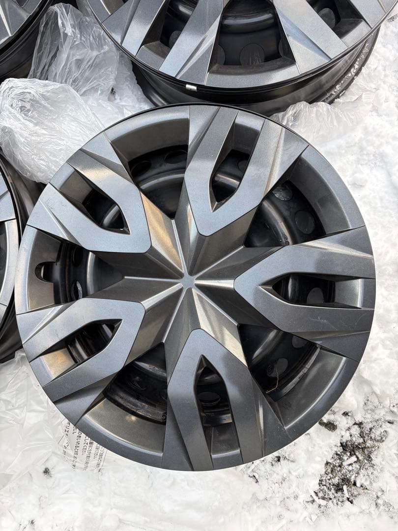 17インチ 60プリウストヨタ純正ホイール キャップとスチールホイール4個セット