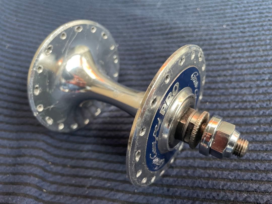 NJS YOSHIGAI GRANCOMPE ハブ　120mm 競輪　ピスト