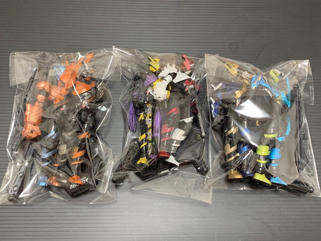 仮面ライダービルド 創動 40体+αセット(組立済現状品)2017〜18年当時品