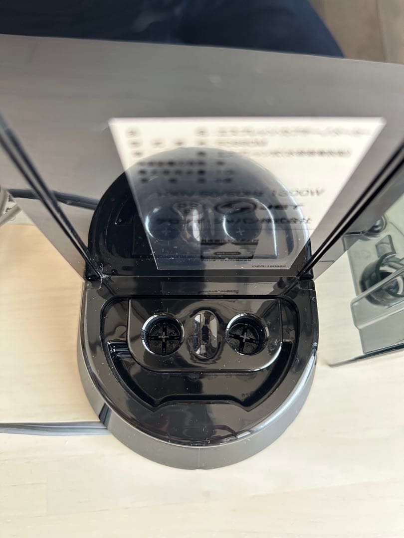 デロンギ デディカ エスプレッソマシン EC680