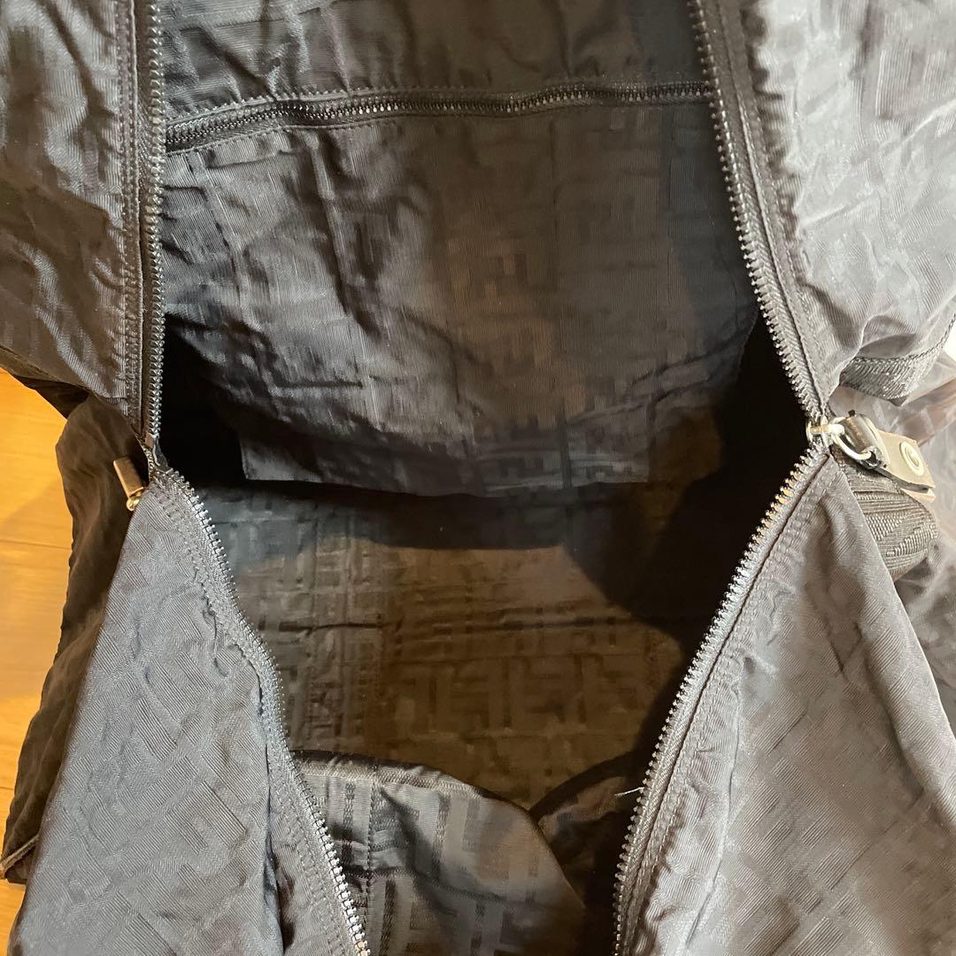 FENDI フェンディ　ボストンバッグ　 ズッカ柄 ブラック　黒