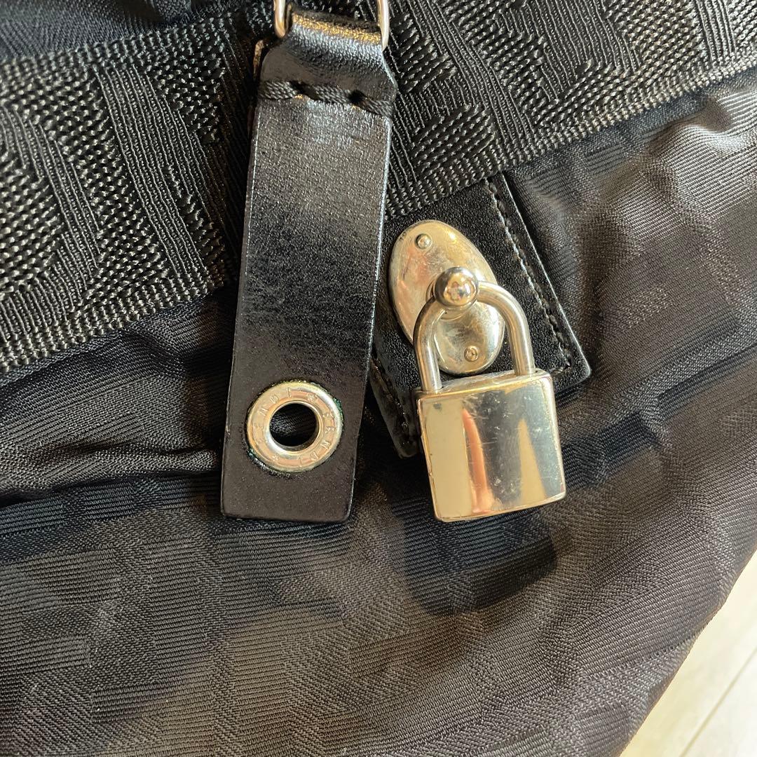 FENDI フェンディ　ボストンバッグ　 ズッカ柄 ブラック　黒