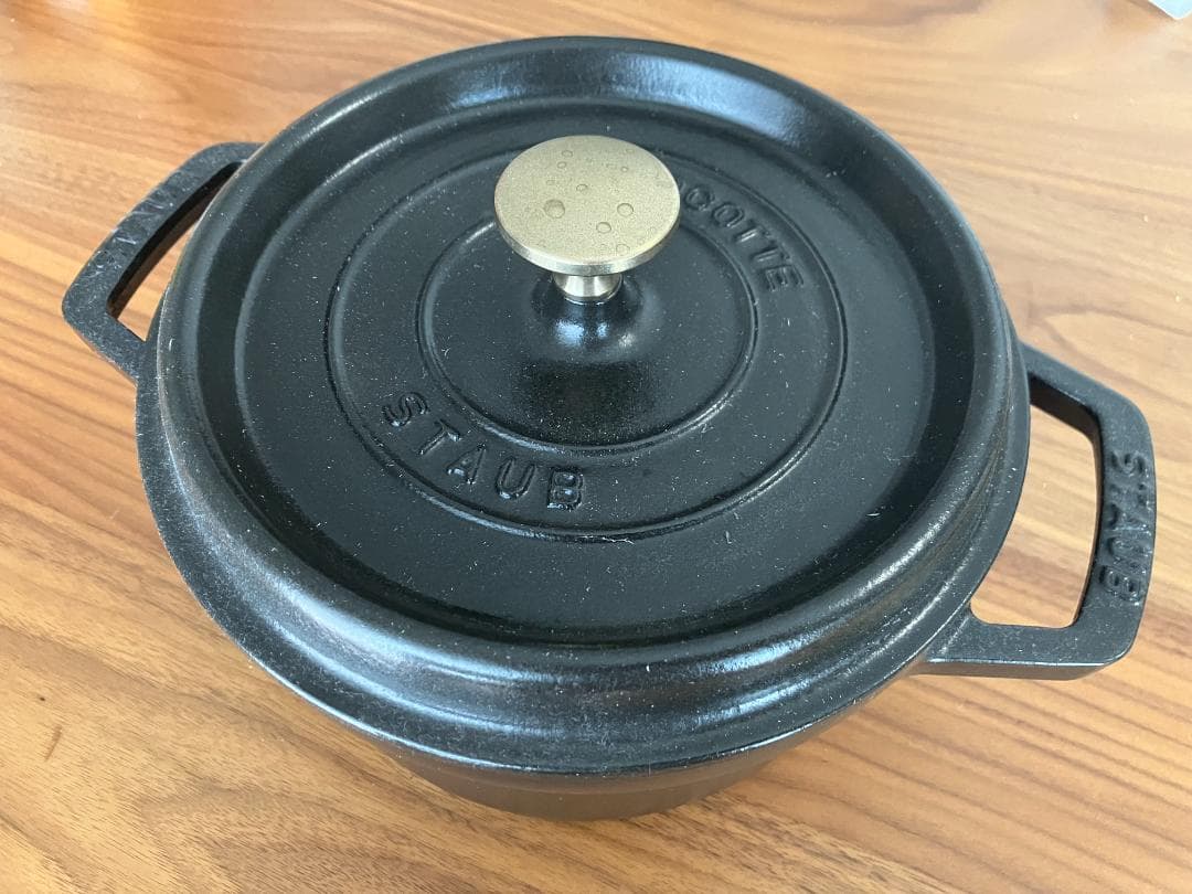 ハ*ミ様 人気の鋳物ホーロー鍋★Staub ストウブ ピコ・ココット 20cm（