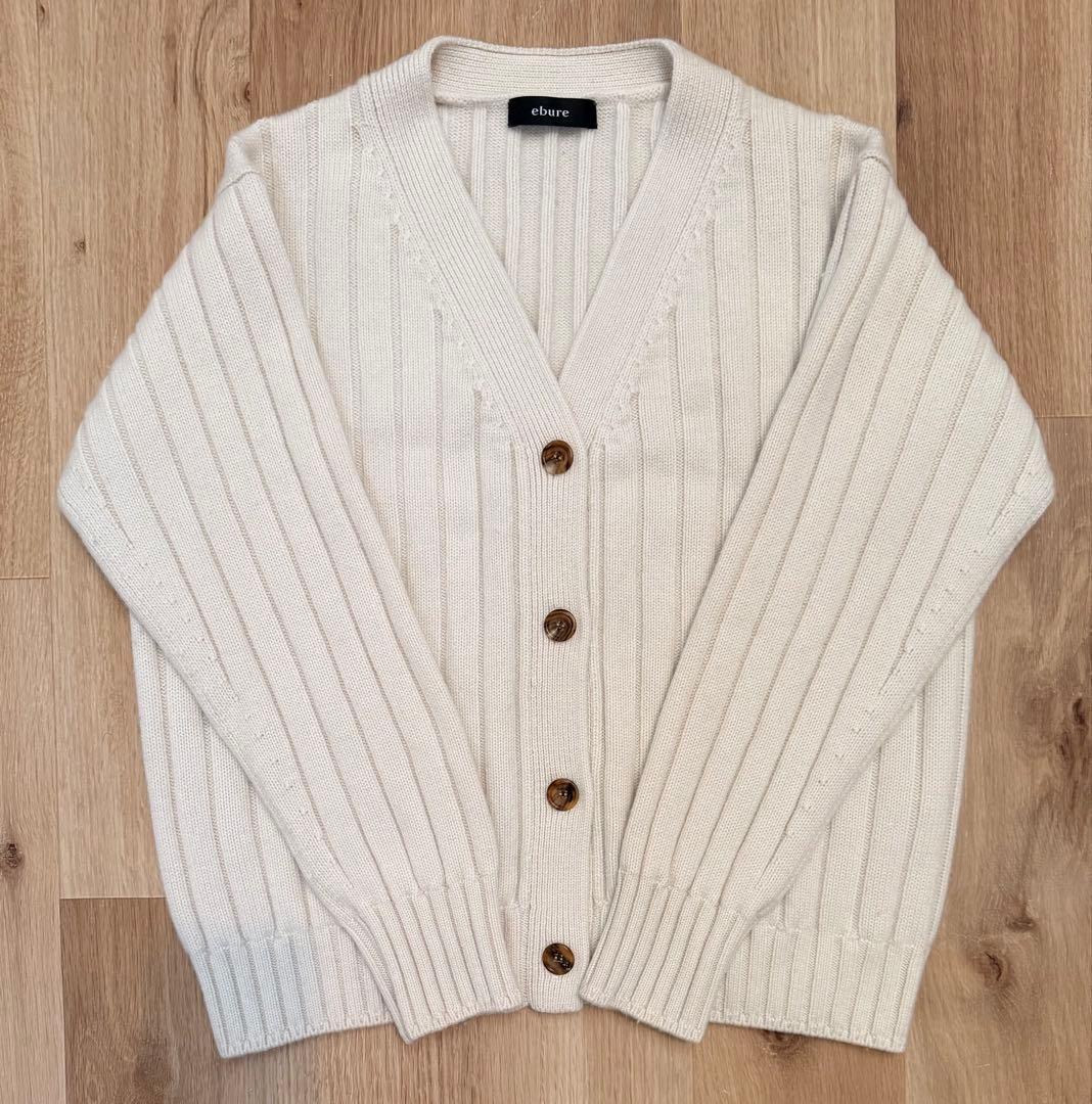 ebure ローゲージカシミア Vネックワイドリブニットカーディガン 白