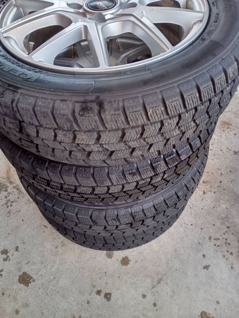 14インチアルミホイールグッドイヤースタッドレス24年製付き