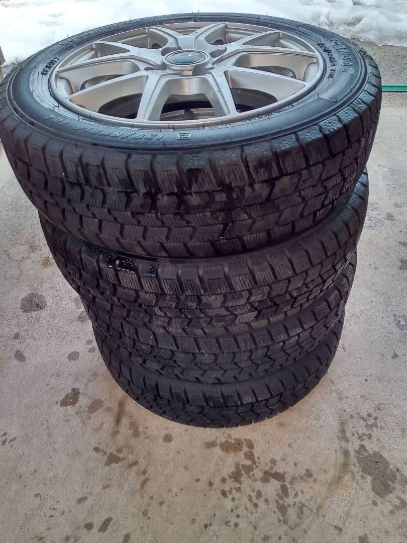 14インチアルミホイールグッドイヤースタッドレス24年製付き