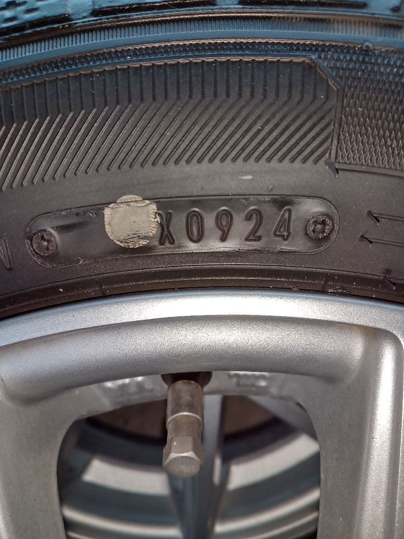 14インチアルミホイールグッドイヤースタッドレス24年製付き