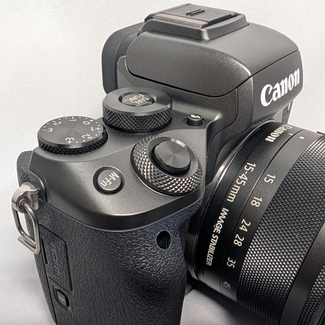 デジタルカメラ EOS M5 + EF-M15-45mm F3.5-6.3 IS STM
