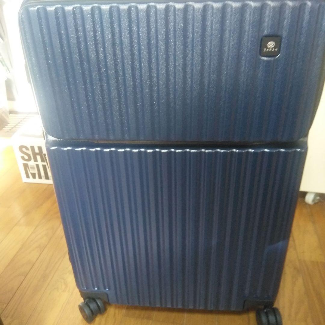 ネイビー キャリーカート 3点セット サイズは9番の写真