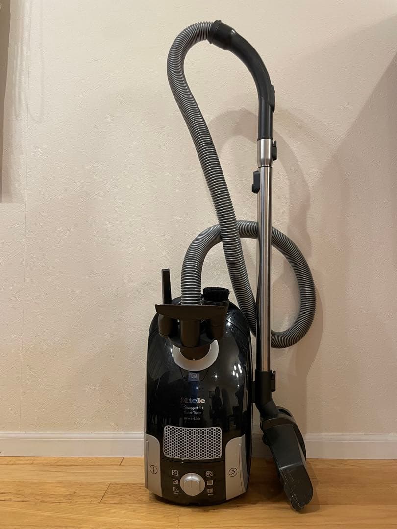 Miele Compact C1 Turbo Team PowerLine 本体