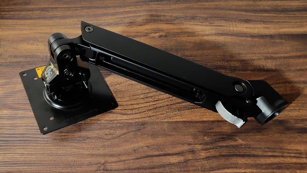 モニターアーム シングルモニター 最大32インチ（11.3 kg）