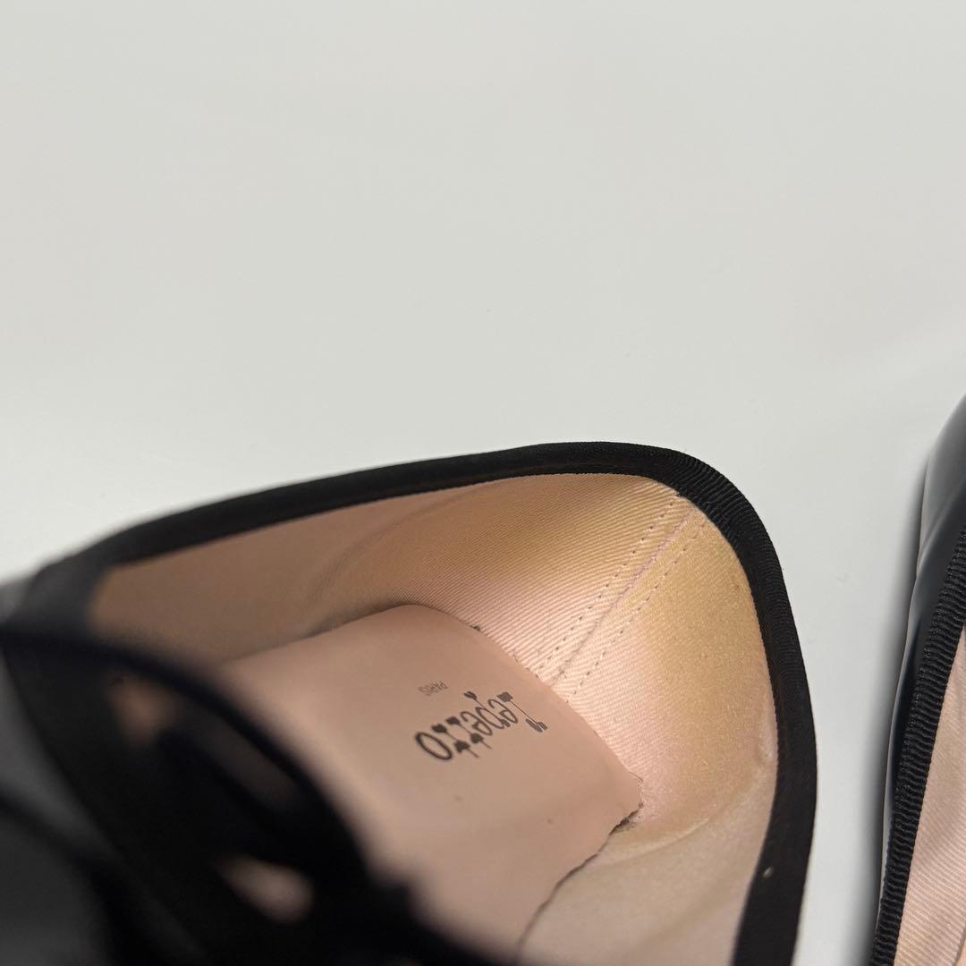 Repetto 黒 ポインテッドトゥ フラットシューズ