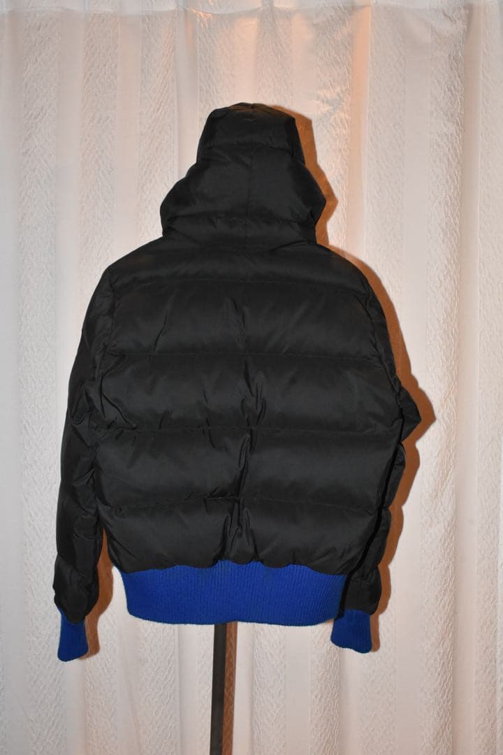 Crescent down worksブラックダウンジャケット フード付き