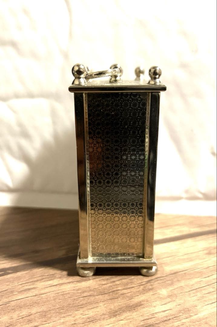 ブセナテラス テラスホテル シルバー置時計