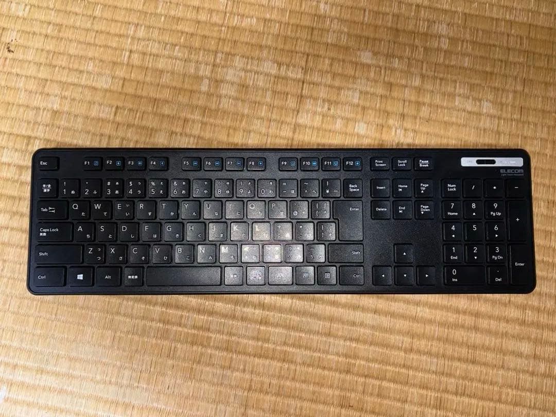 dynaEdge DE200/V 11世代i3 デスクトップパソコン