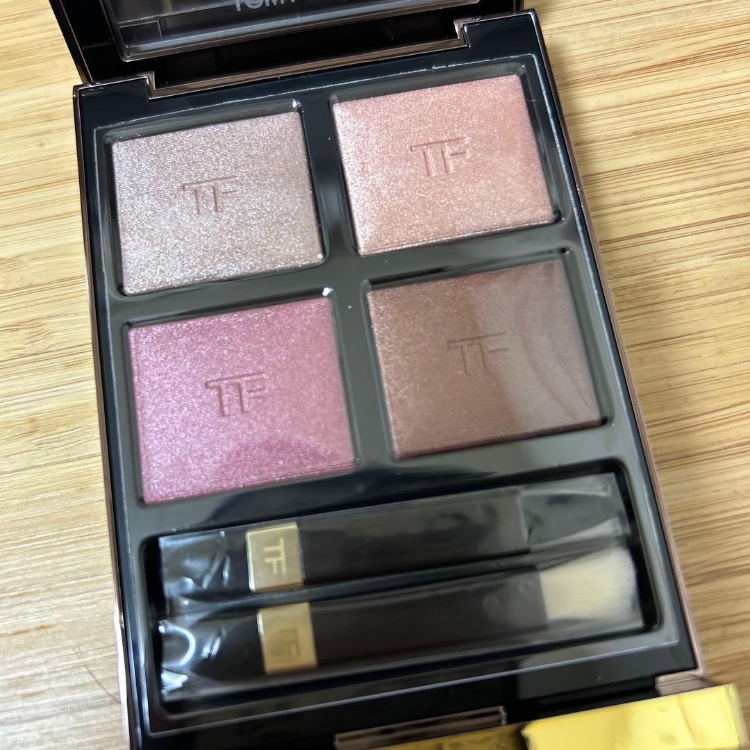 TOM FORD アイシャドウ アイカラークォード 42A トムフォード