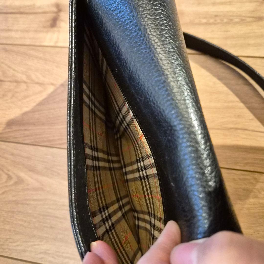 Burberry 黒 レザー ショルダーバッグ