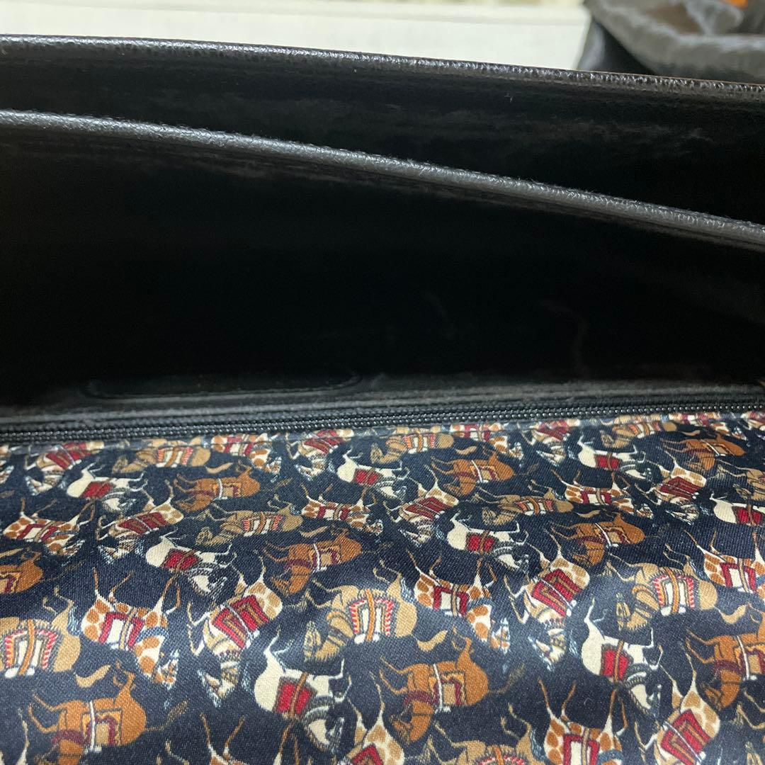 【即日発送】　サルヴァトーレ フェラガモ　ブラック レザー ブリーフケース