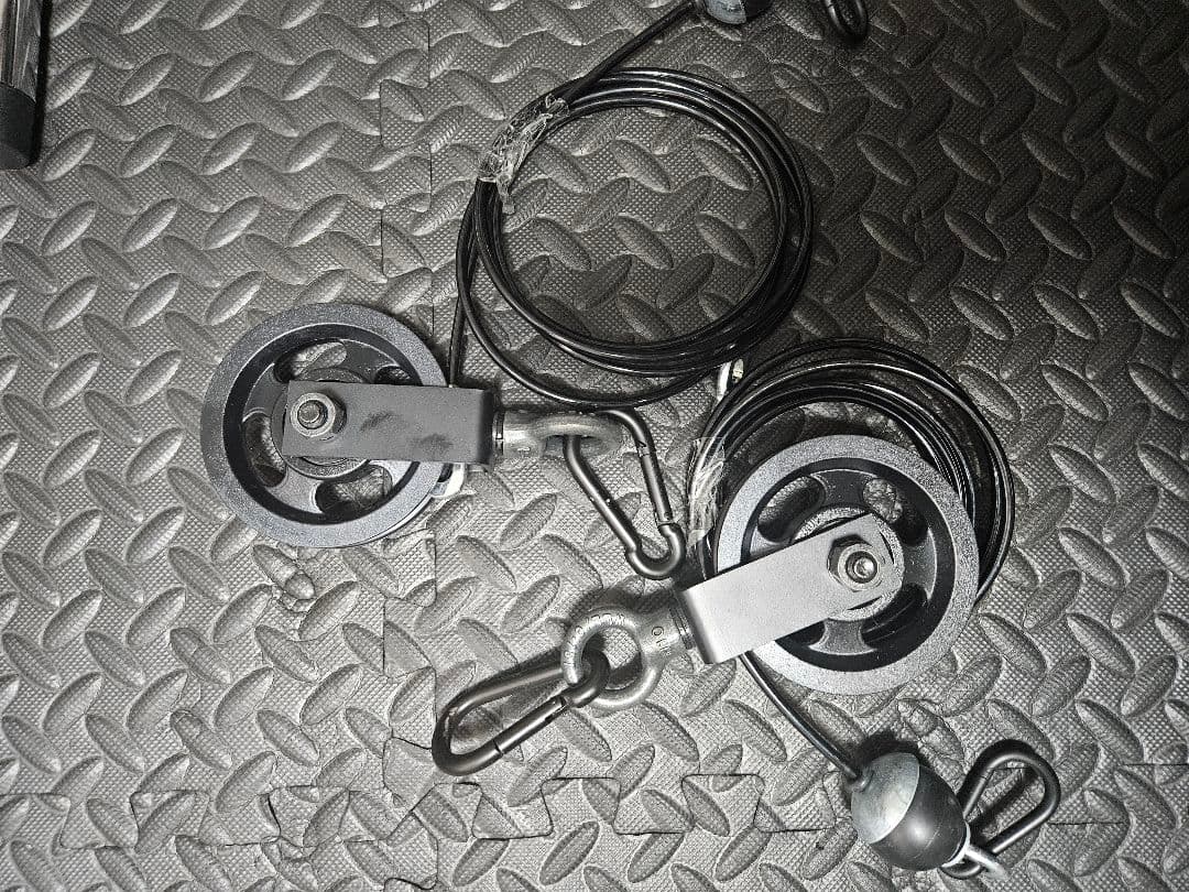 ケーブルクロスオーバー　アタッチメント　筋トレ　トレーニング