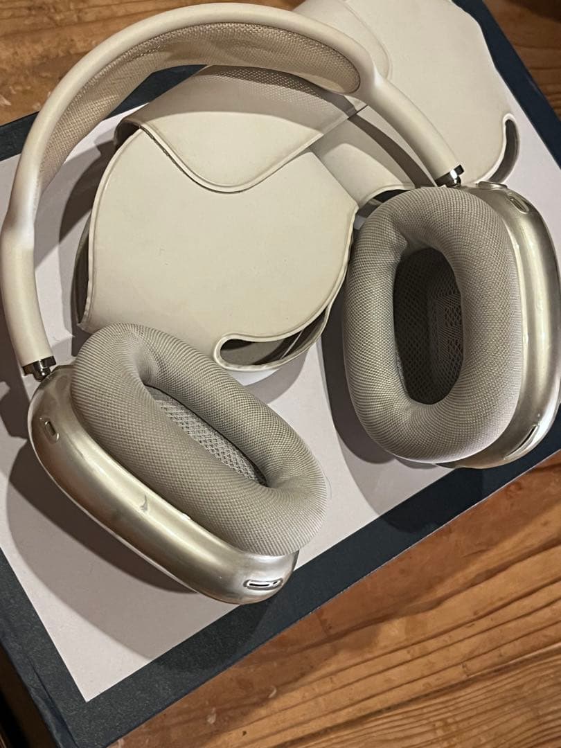 Apple AirPodsMAX シルバー