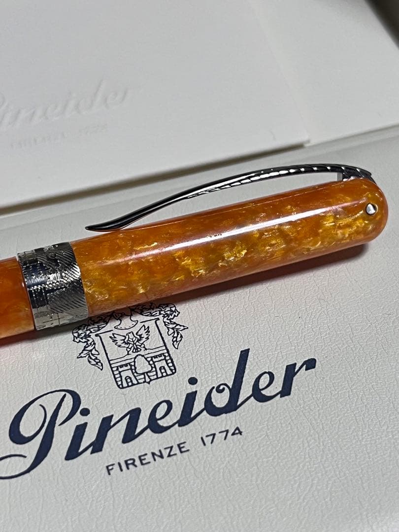 ☆廃番 新品未使用 ピナイダー ボールペン アバター サンフランイエロー☆