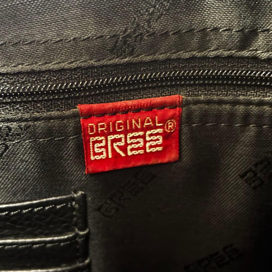 BREE✨レザー　ワンハンドル　ショルダーバッグ　ホーボー　シボ革　ターンロック