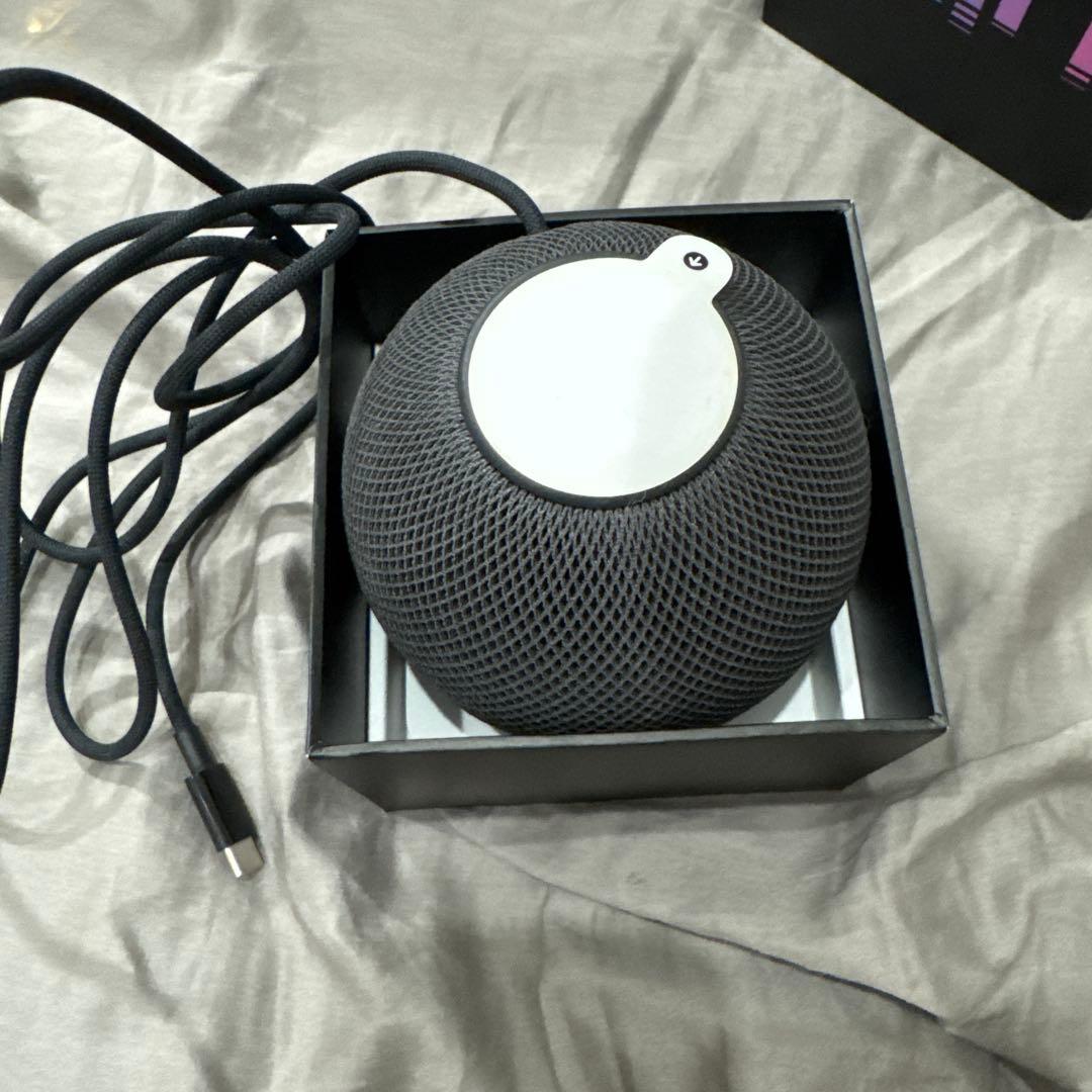 Podmini 黒