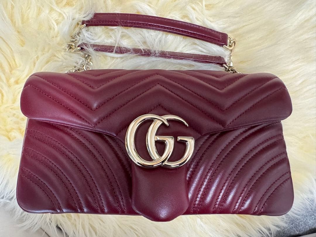 【今月末まで】GUCCI GGマーモントミディアム ショルダーバッグ