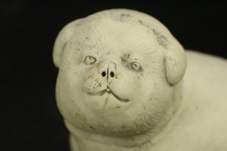 陶製 可愛い犬 置物(ZE660)