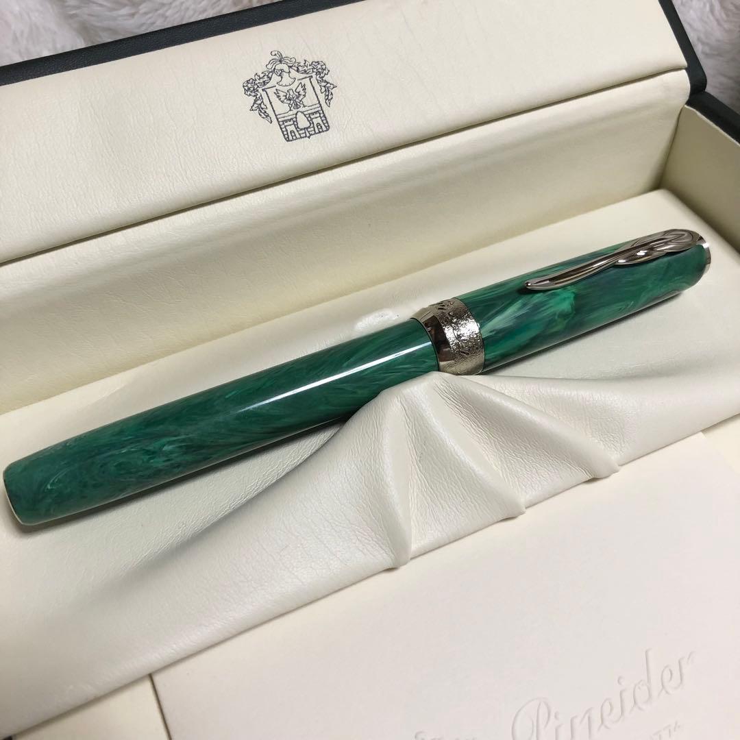 新品未使用 廃番 ピナイダー ジェムストーン 万年筆 マカライトグリーン ニブF