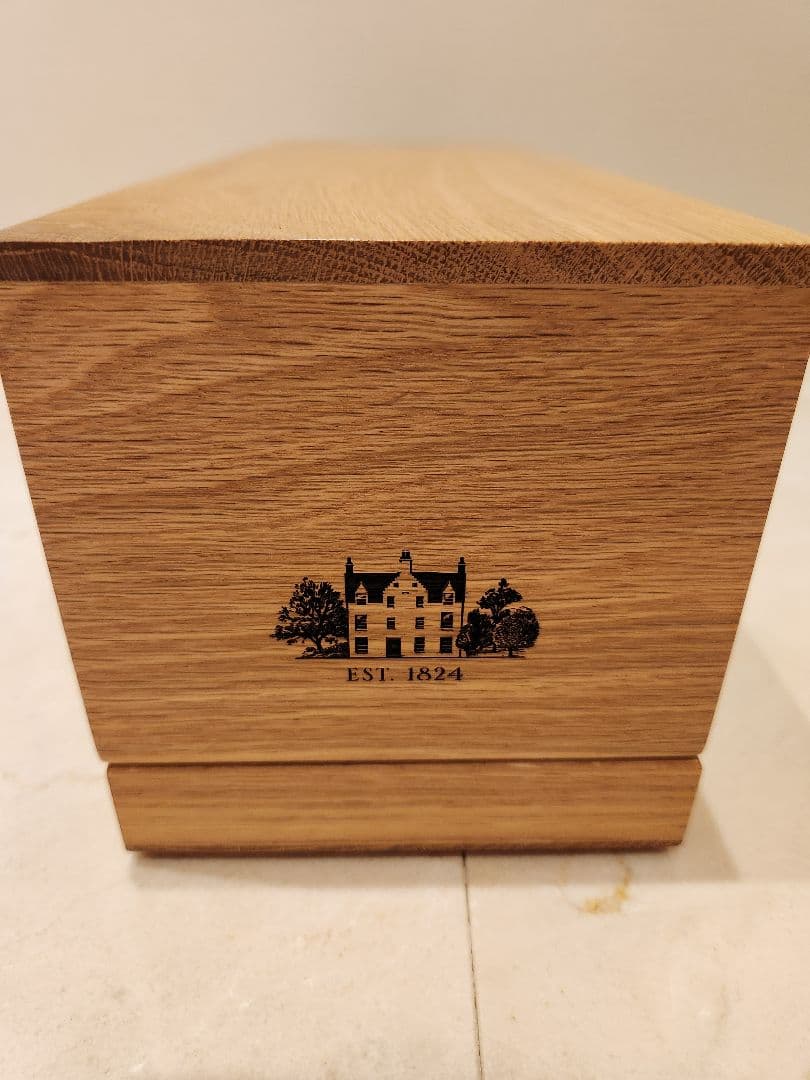 マッカラン 30年 シングルモルトウイスキー 空き瓶 収納袋 7月末まで