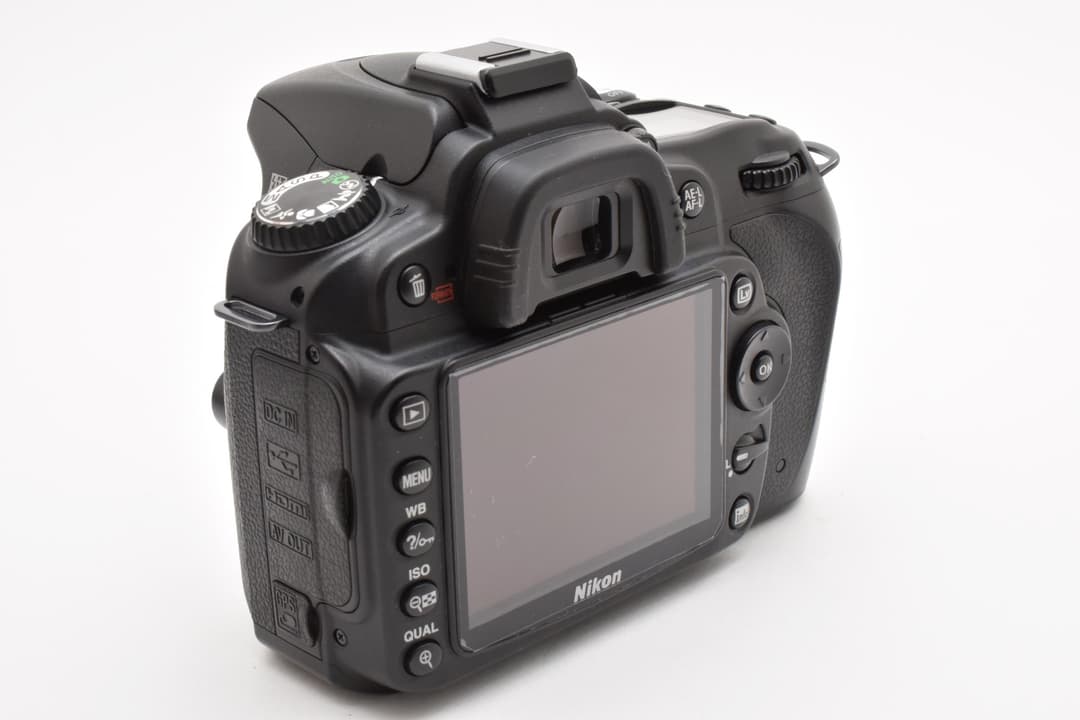 美品 Nikon D90 使用率15％ ボディ #8762