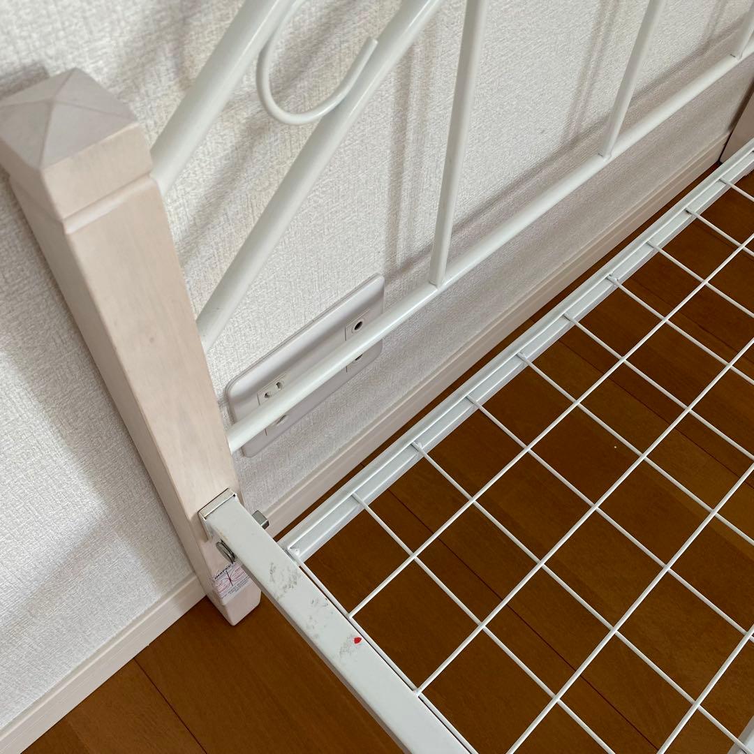 ニトリ　アイアンフレーム　ベッド　シングルベッド